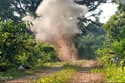 सुकमा में नक्‍सलियों की कायराना करतूत, ग्रामीण के घर में IED ब्‍लास्‍ट, हादसे में दो महिलाएं घायल