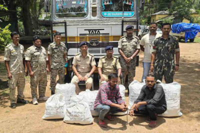 गांजा तस्करी का मास्टर माइंड फरार, 11 लाख के गांजे के साथ दो अंतर्राज्यीय तस्कर गिरफ्तार…