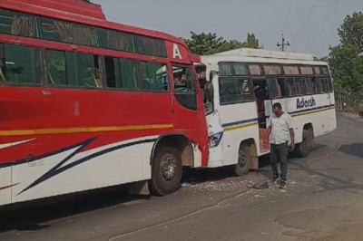 दो बसों में आपस में भिड़ंत, कई यात्री घायल...