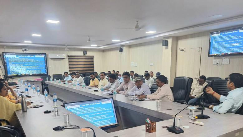 मतगणना और परिणाम की घोषणा के पश्चात सामग्रियों को सीलिंग करने के संबंध में दिया गया प्रशिक्षण