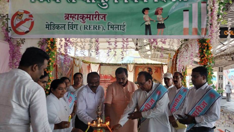 ब्रह्माकुमारीज द्वारा पावर हाउस रेलवे स्टेशन में विश्व तंबाकू निषेध दिवस के अवसर पर नशा मुक्ति चित्र प्रदर्शनी का आयोजन किया गया