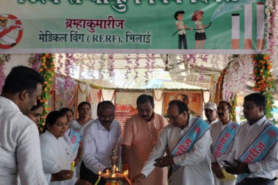 ब्रह्माकुमारीज द्वारा पावर हाउस रेलवे स्टेशन में विश्व तंबाकू निषेध दिवस के अवसर पर नशा मुक्ति चित्र प्रदर्शनी का आयोजन किया गया