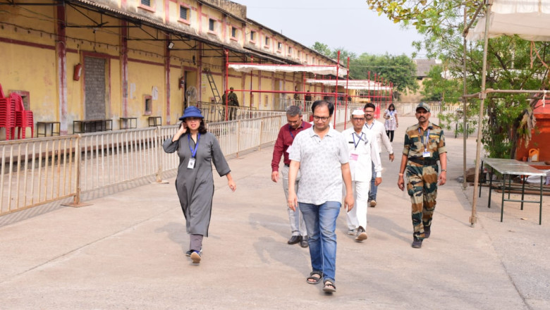 मतगणना कार्य को सुचारू सम्पन्न करने तथा तैयारी के लिए छत्तीसगढ़ स्टेट वेयर हाऊसिंग कार्पोरेशन बसंतपुर कैम्पस राजनांदगांव में किया गया रिहर्सल