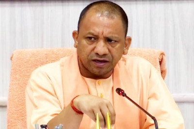 UP में उथल-पुथल के बाद BJP की हो रही बड़ी बैठक, CM योगी, दोनों डिप्टी CM, प्रदेश अध्यक्ष भूपेंद्र चौधरी मौजूद...