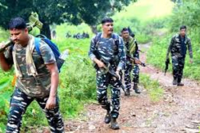 छत्तीसगढ़ के कांकेर जिले में नक्सलियों ने किया IED विस्फोट, बीएसएफ का एक जवान शहीद