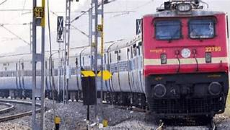 रेलयात्रियों की बढ़ी मुश्किलें, छत्तीसगढ़ से गुजरने वाली 24 ट्रेनें रद्द...