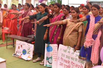 ग्राम पथरिया में चलाया गया “नारी शक्ति से जल शक्ति“ थीम पर आधारित जल शक्ति अभियान
