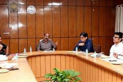 छत्तीसगढ़ के वनमंत्री ने लगाई मुहर, तेंदूपत्ता संग्राहकों मिलेगा नकद भुगतान, जानिए क्या है शर्तें...