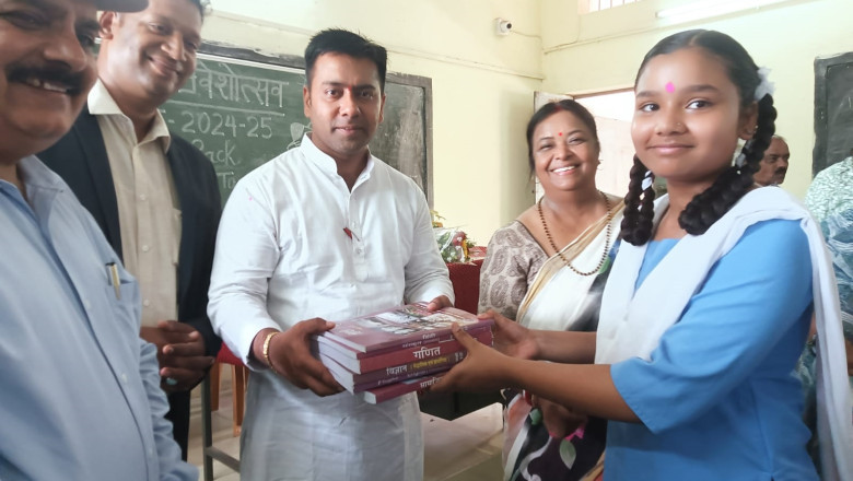 शासकीय तिलक कन्या उच्चतर माध्यमिक विद्यालय में शाला प्रवेशोत्सव का आयोजन संपन्न