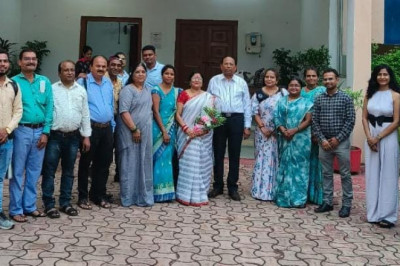 कल्पना श्रीवास्तव एवं सतीश शर्मा सेवानिवृत