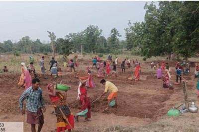 मनरेगा से श्रमिकों को मिल रही आर्थिक मजबूती