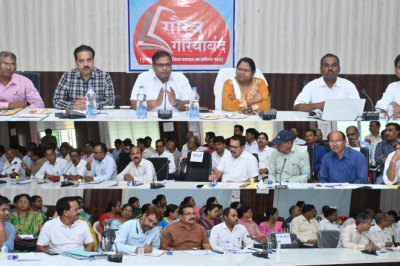 गौरव गरियाबंद अभियान: उच्च शिक्षा गुणवत्ता के लिए प्रशासन की अभिनव पहल कलेक्टर अग्रवाल ने बोर्ड परीक्षा में बेहतर परिणाम के लिए शुरू किया अभियान