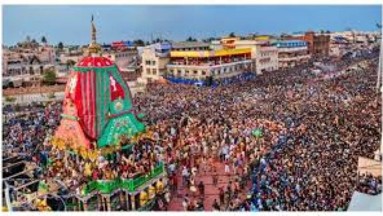 पुरी रथ यात्रा में हुआ बड़ा हादसा, भगदड़ में 400 श्रद्धालु नीचे गिरे और कई लोग हुए घायल, एक की मौत...