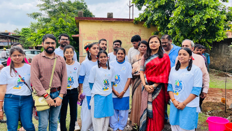 युवोदय स्वयंसेवा कार्यक्रम ने पूरे किए एक वर्ष जिला प्रशासन के साथ सामाजिक योगदान में महत्वपूर्ण भूमिका