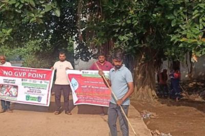 बेरला ब्लॉक में चल रहा सफाई अपनाओ, बीमारी भगाओ अभियान