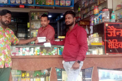 मेडिकल स्टोर्स संचालक पर सड़क किनारे मलबा रखने पर लगा जुर्माना,स्वच्छता पर निगम सजग: