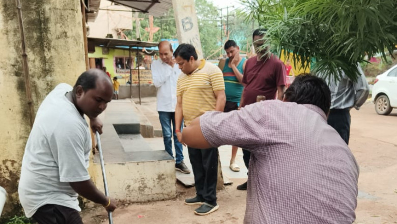 सफाई व्यवस्था निरीक्षण करने पहुंचे कमिश्नर,सड़क किनारे नही होना चाहिए कचरे का ढेर: