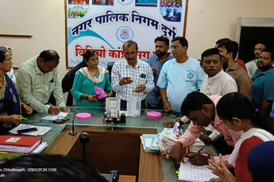 प्रधानमंत्री आवास के लिए हितग्राहियों ने खुद  निकाली लॉटरी,32 हितग्राहियों को मिला का आवास: