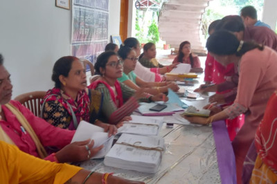 जनसमस्या पखवाड़ा शिविर में नागरिक आवास योजना के फार्म ले सकते है