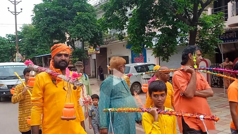 सोमेश कुमार त्रिवेदी द्वारा लोगों को बताया गया की कावड़ यात्रा से दुख दूर होते है, और भोले बाबा की कृपा सदैव बनी रहती है.....