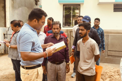वार्ड निरीक्षण के दौरान आयुक्त ने सफाई व्यवस्था देख राजस्व वसूली की ली जानकारी
