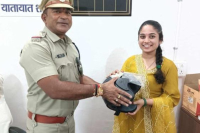 जब नगर के बहनों ने बांधी राखी, गिफ्ट मे मिला हेलमेट