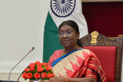 कोलकाता रेप केस पर राष्ट्रपति द्रौपदी मुर्मू की प्रतिक्रिया- इस घटना से परेशान और भयभीत हूं...