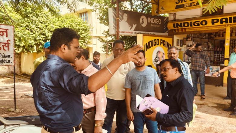 सफाई व्यवस्था देखने एवं राजस्व डिमाण्ड दुरूस्त करने आयुक्त पहुचे शीर्ष वार्ड...