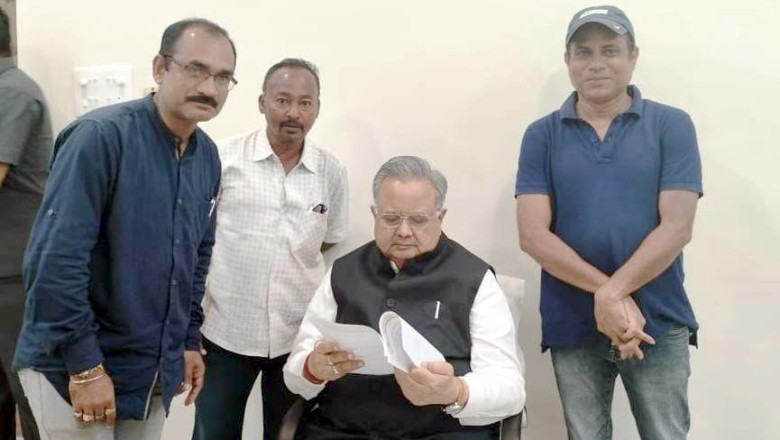 तिरंगा मंडल ने मुख्यमंत्री गणेश झांकी पुरस्कार पुन: आरंभ करने की मांग, विधानसभा अध्यक्ष डॉ. रमन सिंह को दिया मांग पत्र