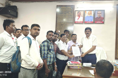 प्राथमिक प्रधान पाठक पदोन्नति प्रक्रिया पुन: शुरू करने की मांग को लेकर