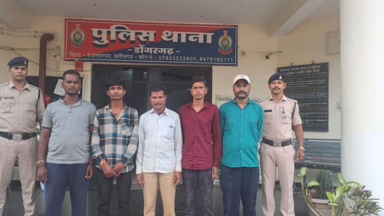 अवैध रूप से शराब बिक्री रोकने डोंगरगढ़ पुलिस ने छेड़ा मुहिम l
