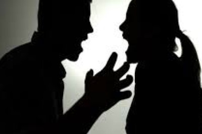 पत्नी की प्रताड़ना से तंग आकर पति ने उसके खिलाफ थाने में दर्ज कराई रिपोर्ट...