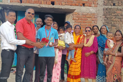 अंडर - 19 क्रिकेट खेलेगा भारतीय टीम से - 