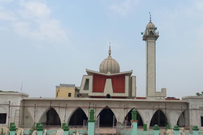 निजी अस्पताल में ली आखिरी सांस, बड़ी तादाद  में मौजूद लोगों ने दी आखिरी विदाई