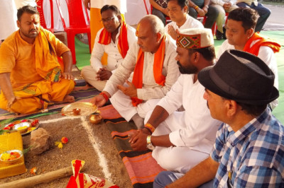 नगर पालिका निगम रिसाली, श्याम नगर जिला दुर्ग... मंदिर के सामने लगेगा पेपर विधायक ने किया भूमि पूजन....