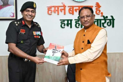 सशस्त्र सैन्य समारोह में मुख्यमंत्री को शामिल होने दिया गया आमंत्रण...