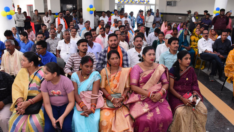 20 शिक्षक एवं एक कर्मचारी अनुपस्थित पाये जाने पर कारण बताओ नोटिश जारी,शिक्षकों को समय पर विद्यालय में उपस्थित रहने के दिए गए कड़े निर्देश...