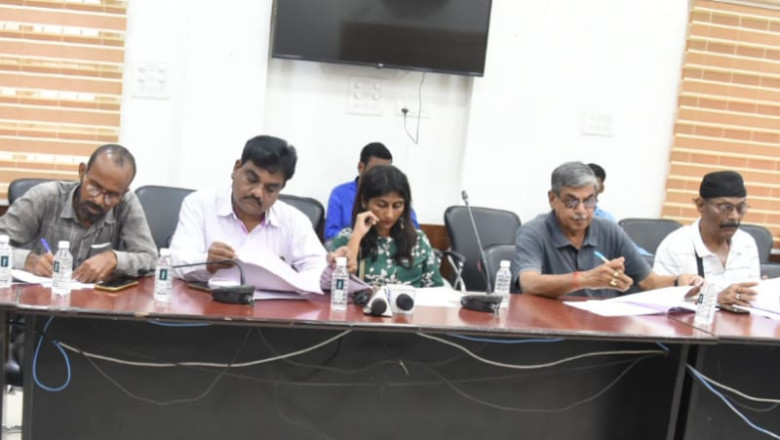 त्रिस्तरीय पंचायत एवं नगरपालिकाओं के आम/उप निर्वाचन हेतु निर्वाचक नामावली पुनरीक्षण कार्यक्रम के संबंध में प्रेसवार्ता