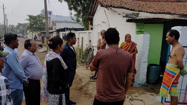 नया ढाबा में पानी की समस्या, आयुक्त गुप्ता सुबह पहुचे निरीक्षण में वार्डवासियों से हुये रूबरू, महिलाओ ने कहा पानी कम आता है कही कही नही आता...