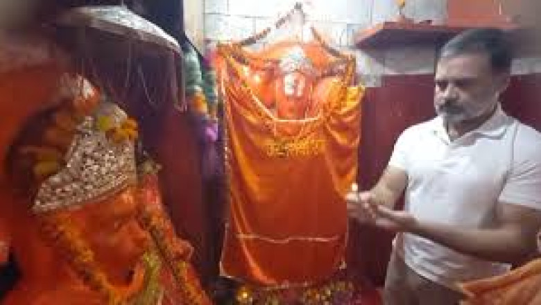 रायबरेली पहुंचे कांग्रेस सांसद राहुल गांधी, जनता से मुलाकात के पहले हनुमान मंदिर में की पूजा-अर्चना...