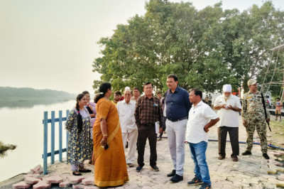 महापौर एवं आयुक्त ने किया मोहारा मेला स्थल का निरीक्षण