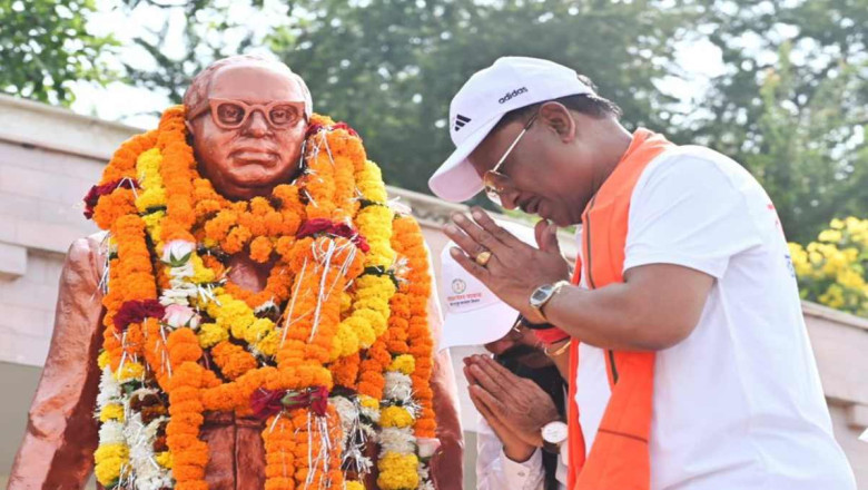 रायपुर में निकली संविधान पदयात्रा : सीएम साय ने कांग्रेस पर साधा निशाना, कहा अपने स्वार्थ के लिए कांग्रेस ने संविधान के साथ किया खिलवाड़