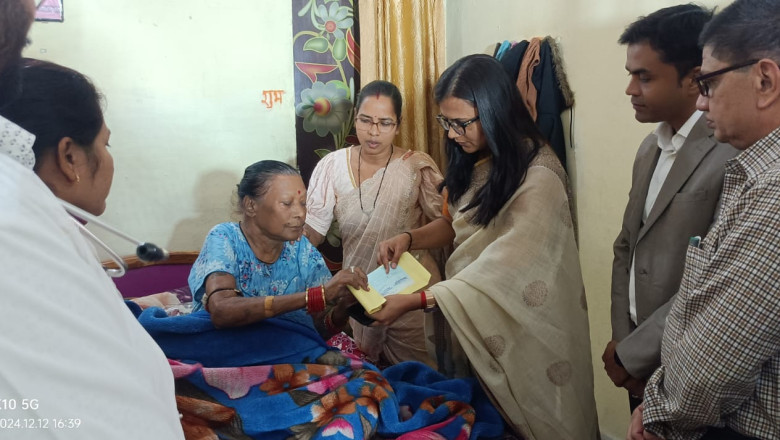 जिला प्रशासन द्वारा पद्मविभूषण तीजन बाई को 50 हजार रूपए की आर्थिक सहायता...