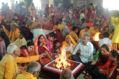 वैदिक मन्त्रोंच्चार के बीच वेदमाता गायत्री, सावित्री व कुंडलिनी शक्ति पुनः प्रतिष्ठित...