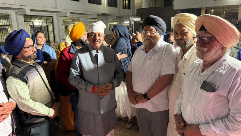 वीर बाल दिवस पर बाल संध्या फेरीं में शामिल हुए विजय बघेल