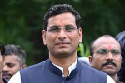 DKS अस्पताल में भर्ती विधायक देवेंद्र यादव का आज होगा ऑपरेशन, इस बीमारी से हैं ग्रसित…