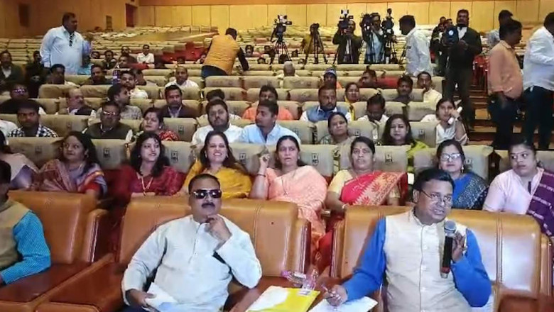 नगरीय निकाय के लिए आरक्षण प्रक्रिया शुरू होते ही मचा बवाल, भाजपा और कांग्रेस नेताओं ने चक्रानुक्रम प्रक्रिया पर उठाए सवाल