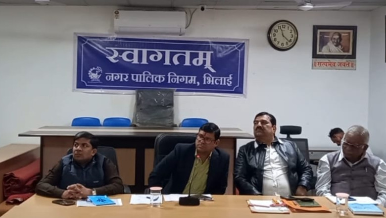 घर में सोलर पैनल लगवाके प्रधानमंत्री सूर्य घर मुफ्त बिजली योजना का लाभ उठावें।