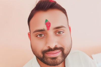 जनपद पंचायत क्षेत्र क्रमांक 24 में जनपद सदस्य की दावेदारी में लोगों की पसंद बनकर उभर रहे हैं।भाजयुमों अध्यक्ष प्रवीण कुमार यदु....