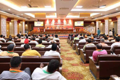 मेयर और पार्षद उम्मीदवारों के नाम का होगा ऐलान , बीजेपी कोर ग्रुप की बैठक जारी...